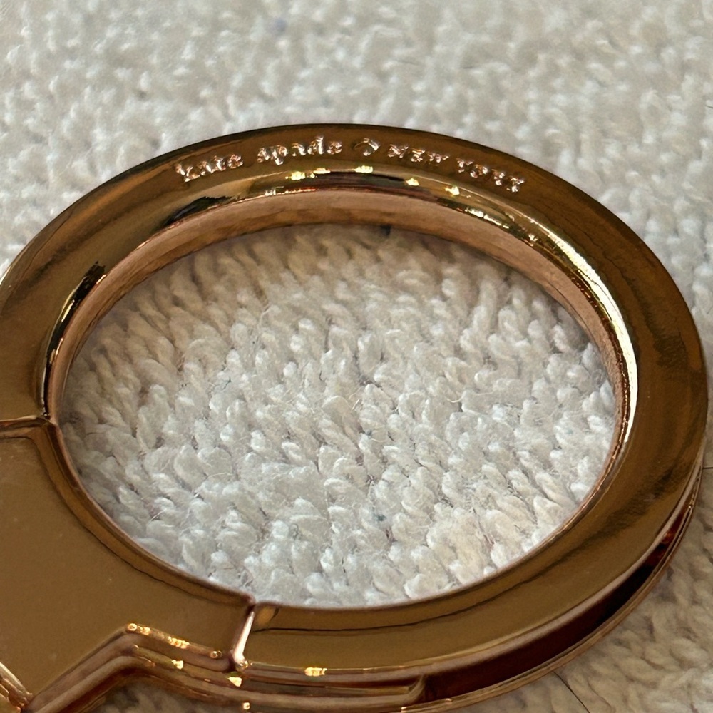 Kate Spade Pink Daisy Keychain with Gold Details - Picture 7 of 9